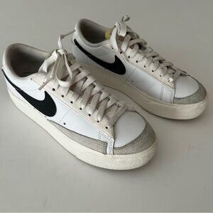 Nike White Black Blazer Platform DJO292-101 Lace Up Sneakers‎ Trainers Shoes - 7